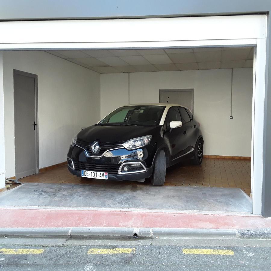 Maison De Ville Avec Garage Et Terrasse Lourdes Eksteriør billede